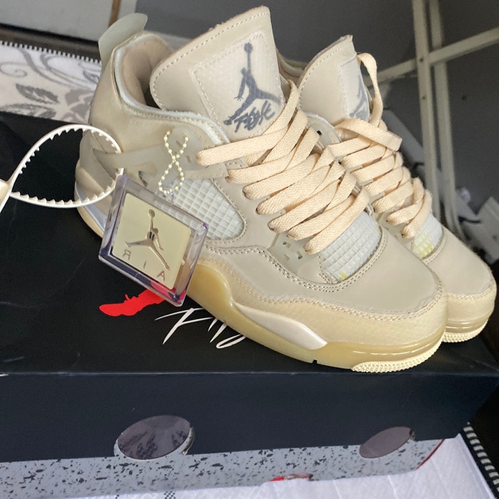 Used once offwhite jordan 4s